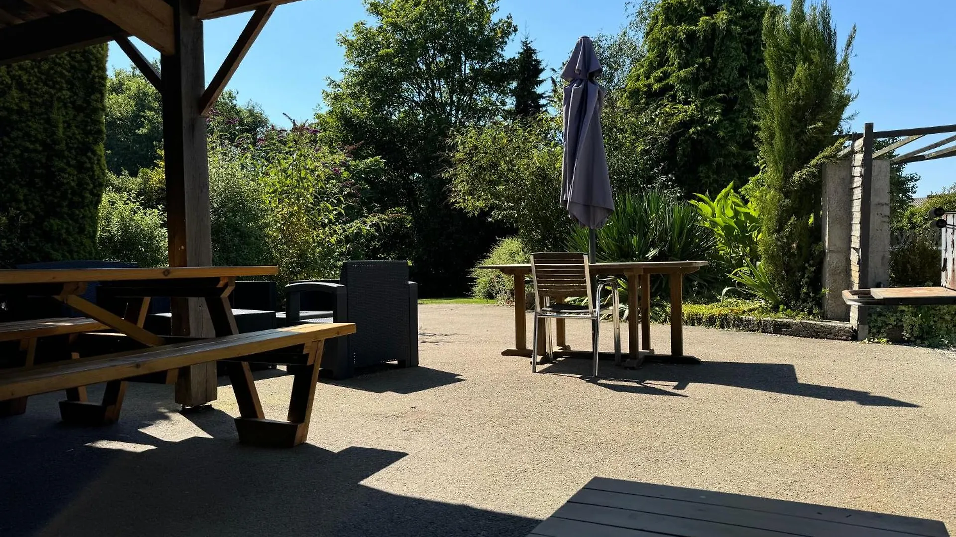 Grand Gite La Maison D'Amelie La Chapelle-Saint-Aubert Holiday home