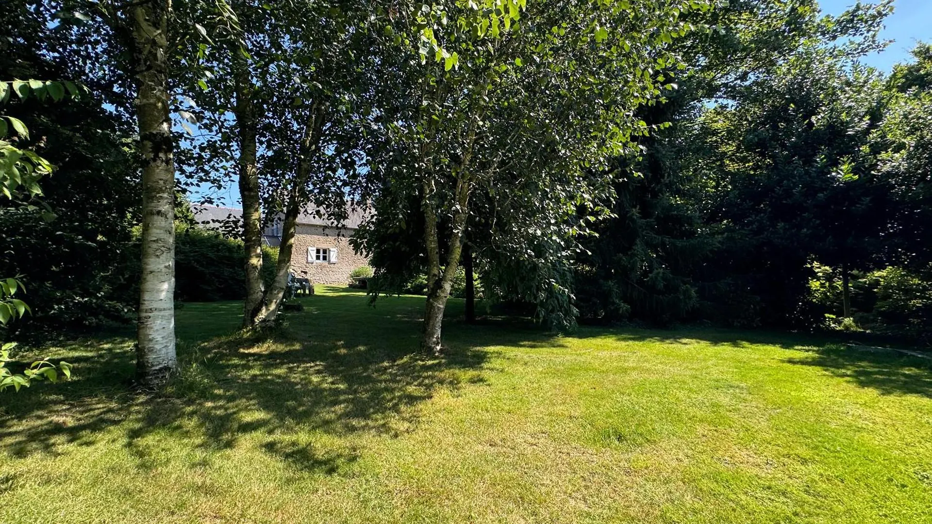 Grand Gite La Maison D'Amelie La Chapelle-Saint-Aubert France